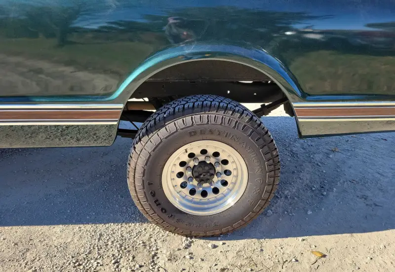 1972 Chevrolet C20 Super Custom Camper photo 54