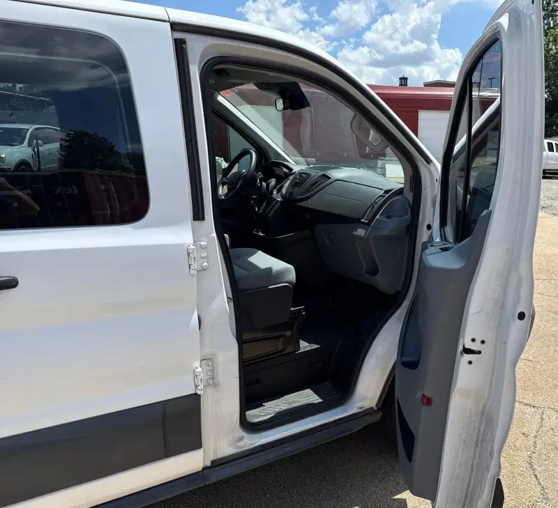 2018 Ford Transit 350 photo 31