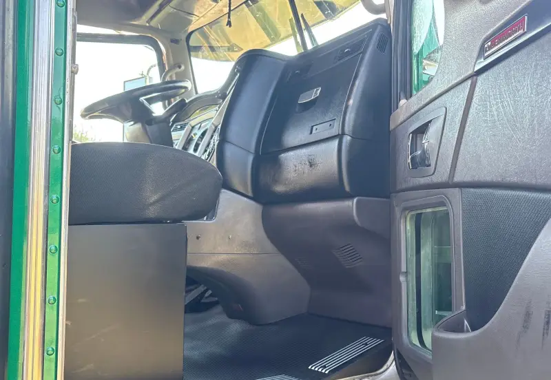 2022 Kenworth W900 photo 52