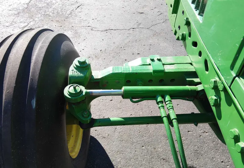2002 John Deere 7410 photo 17