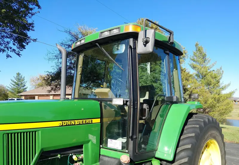 2002 John Deere 7410 photo 18
