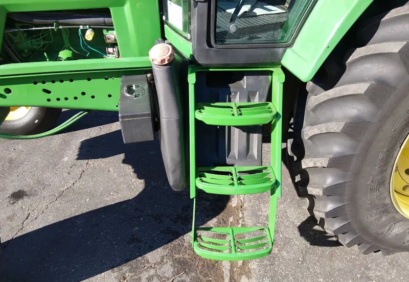 2002 John Deere 7410 photo 19
