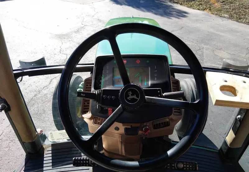 2002 John Deere 7410 photo 41
