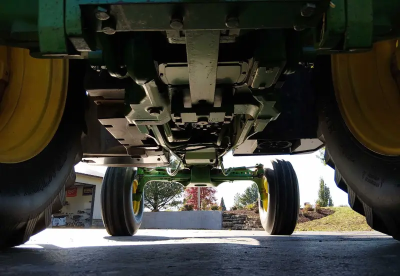 2002 John Deere 7410 photo 33