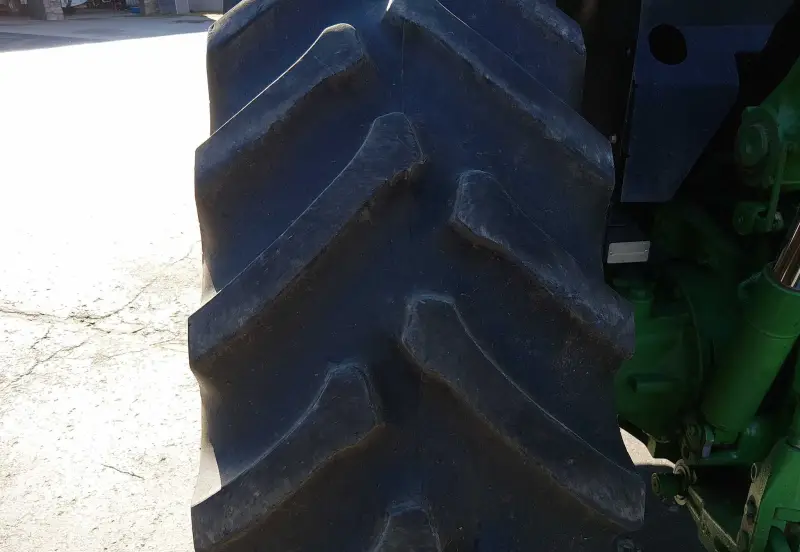 2002 John Deere 7410 photo 73