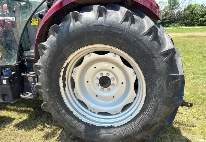 2019 Case IH Farmall 120C photo 72