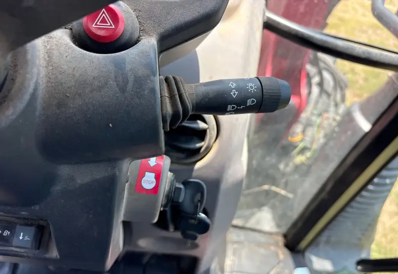 2019 Case IH Farmall 120C photo 48