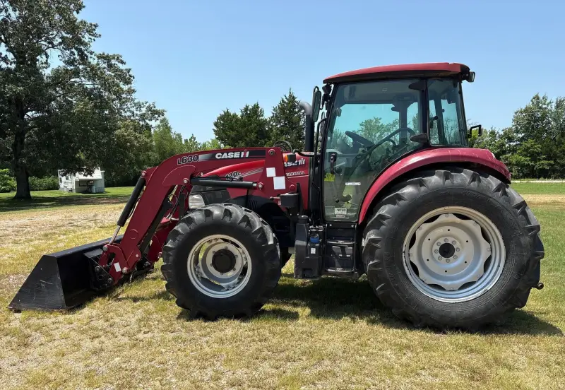 2019 Case IH Farmall 120C photo 8
