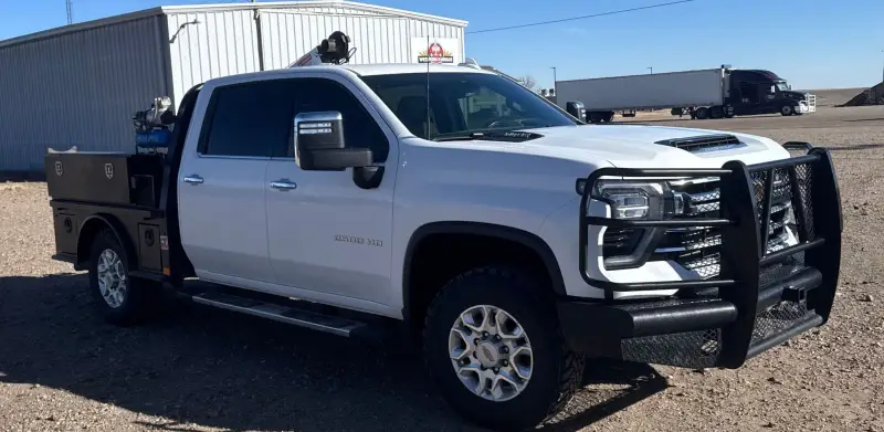 2024 Chevrolet Silverado 2500HD photo 3
