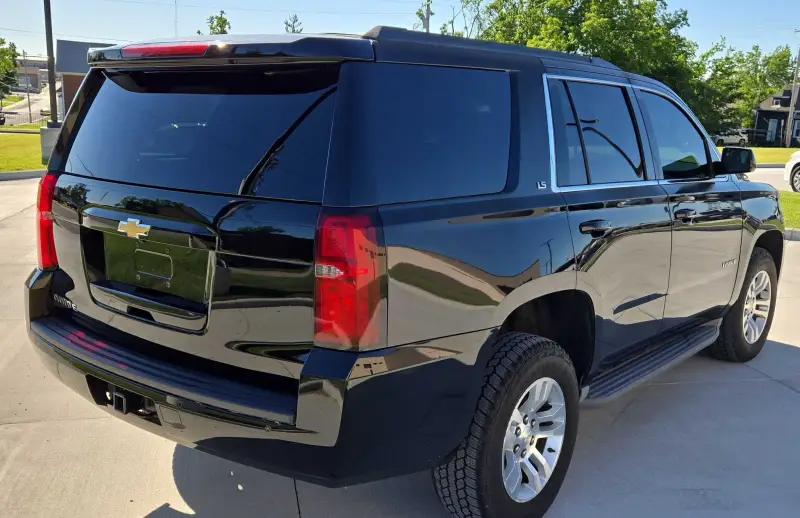 2015 Chevrolet Tahoe photo 5