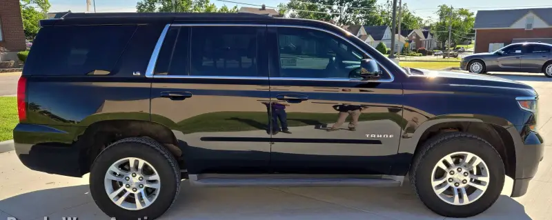2015 Chevrolet Tahoe photo 4