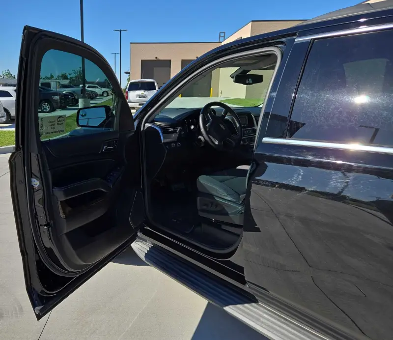 2015 Chevrolet Tahoe photo 17