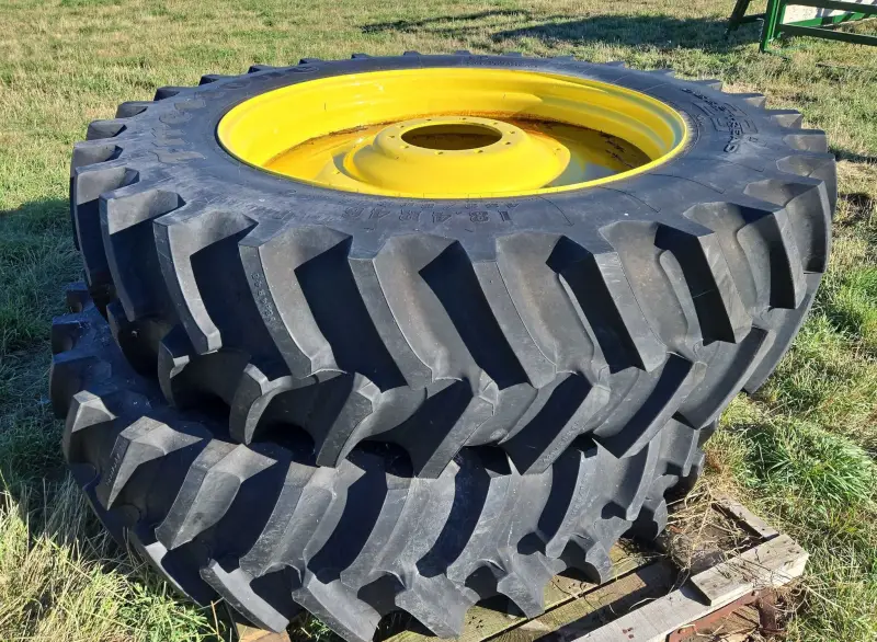 2021 John Deere 6175R photo 75