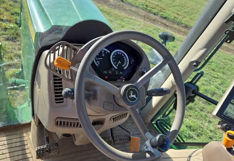 2021 John Deere 6175R photo 33