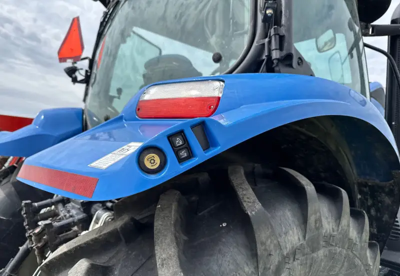 2015 New Holland T6.165 photo 23