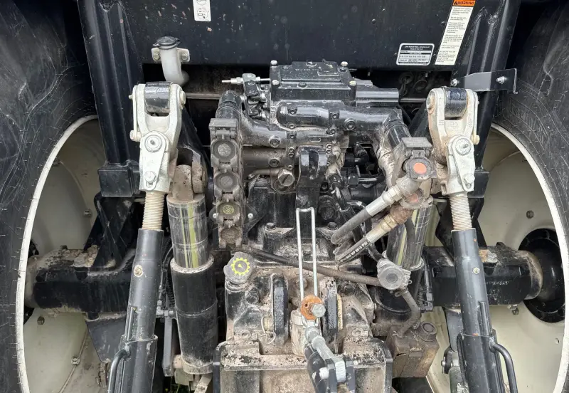 2015 New Holland T6.165 photo 21