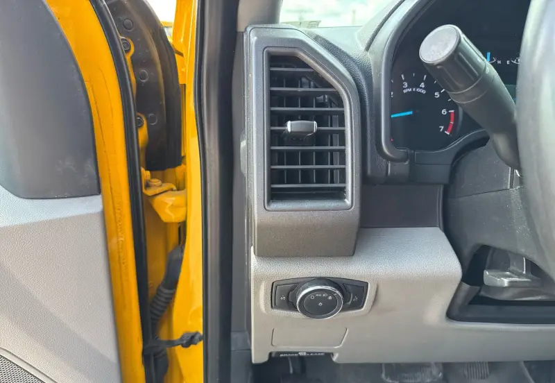 2020 Ford F350 Super Duty photo 39