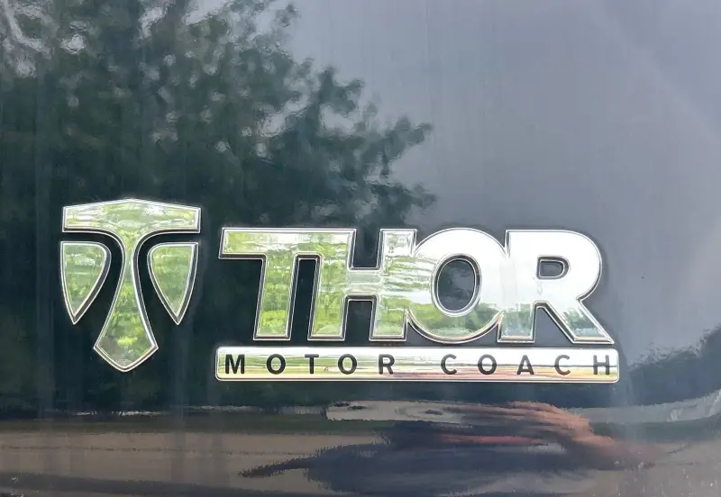 2022 Ford F600 XLT Omni Thor Motor Coach BT36 photo 26