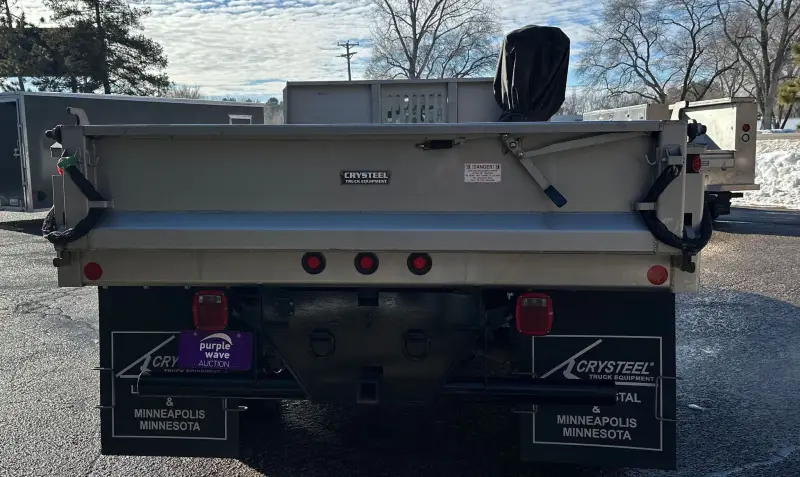 2023 Ford F600 photo 6