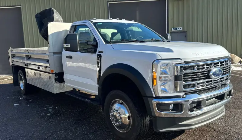 2023 Ford F600 photo 3