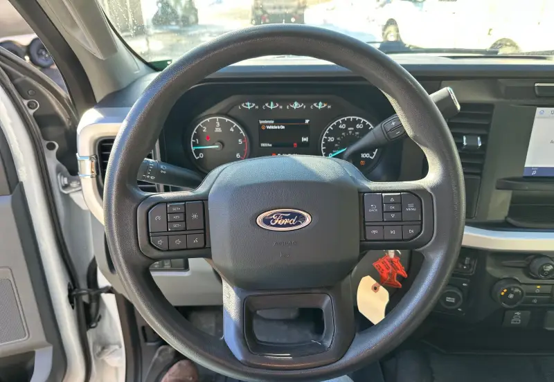 2023 Ford F600 photo 79