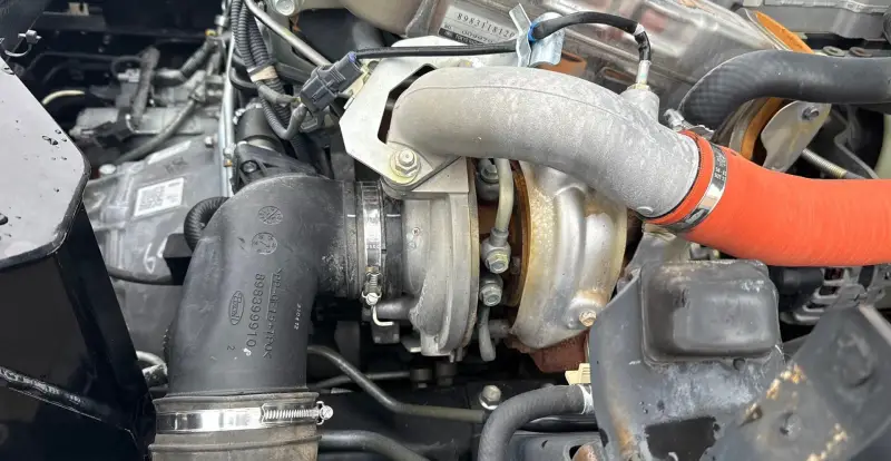 2022 Isuzu NRR photo 51