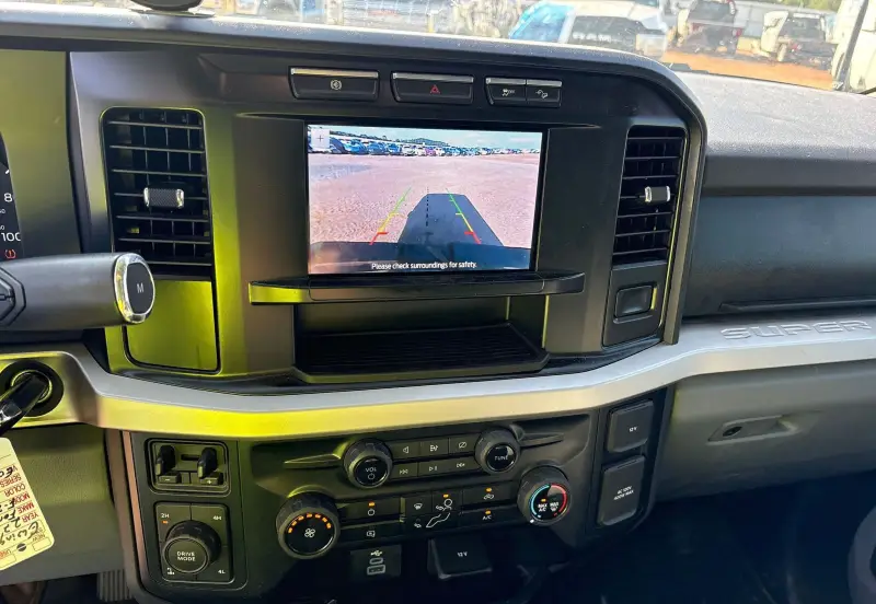 2023 Ford F350 Super Duty photo 28