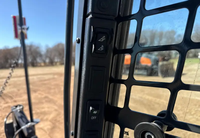 2024 Bobcat T740 photo 26