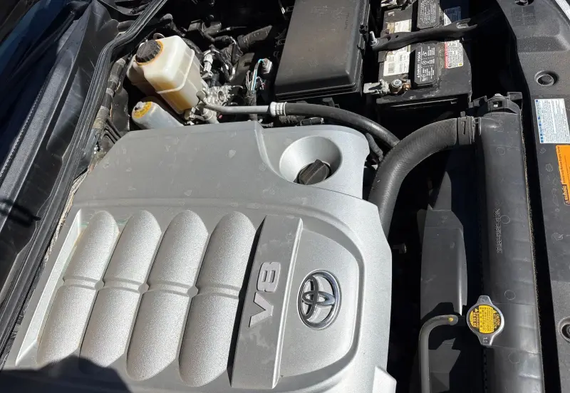 2016 Toyota Land Cruiser photo 130