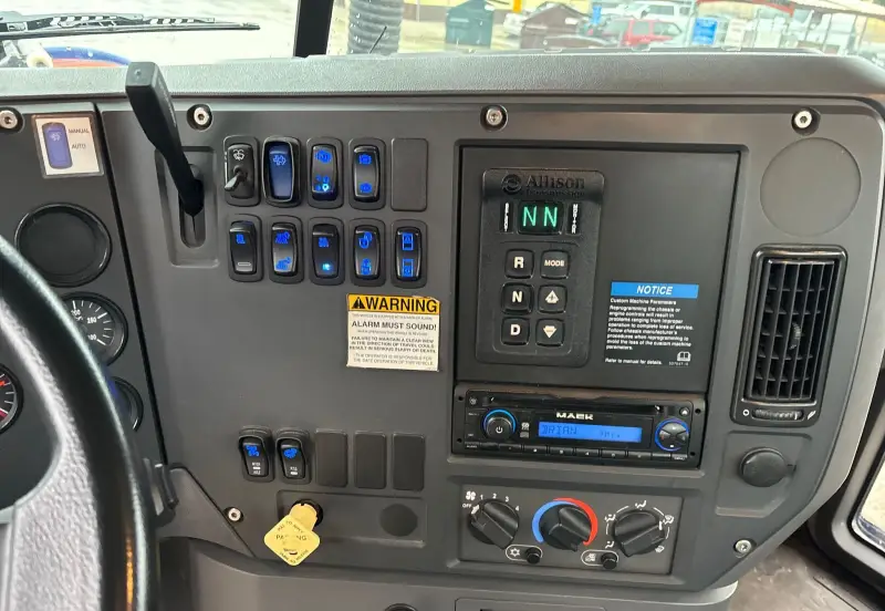 2014 Mack GU713 photo 88
