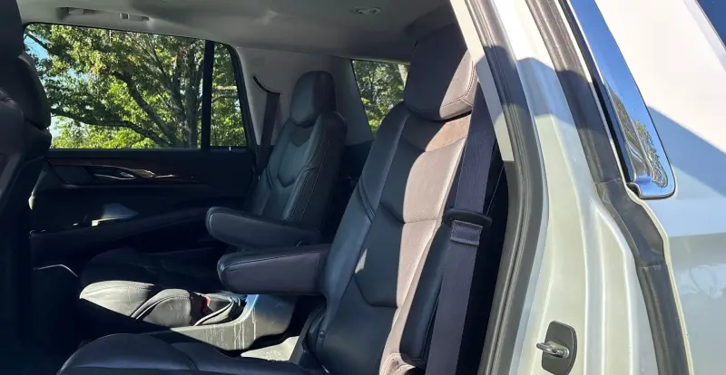 2016 Cadillac Escalade photo 98