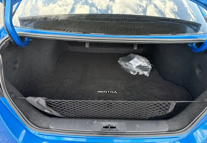 2024 Nissan Sentra photo 48