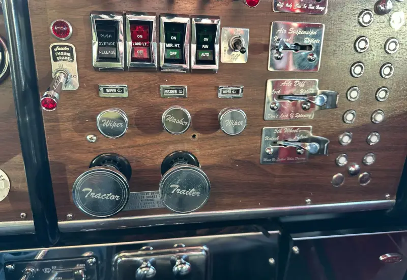 1987 Peterbilt 359 photo 53