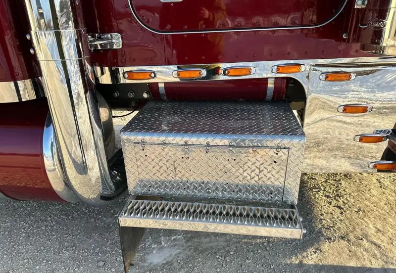 1987 Peterbilt 359 photo 32