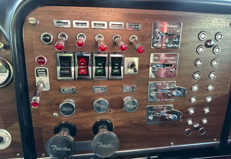 1987 Peterbilt 359 photo 52