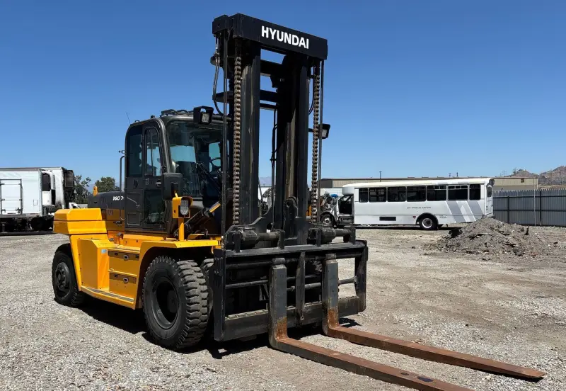 2022 Hyundai 160D-9 photo 3