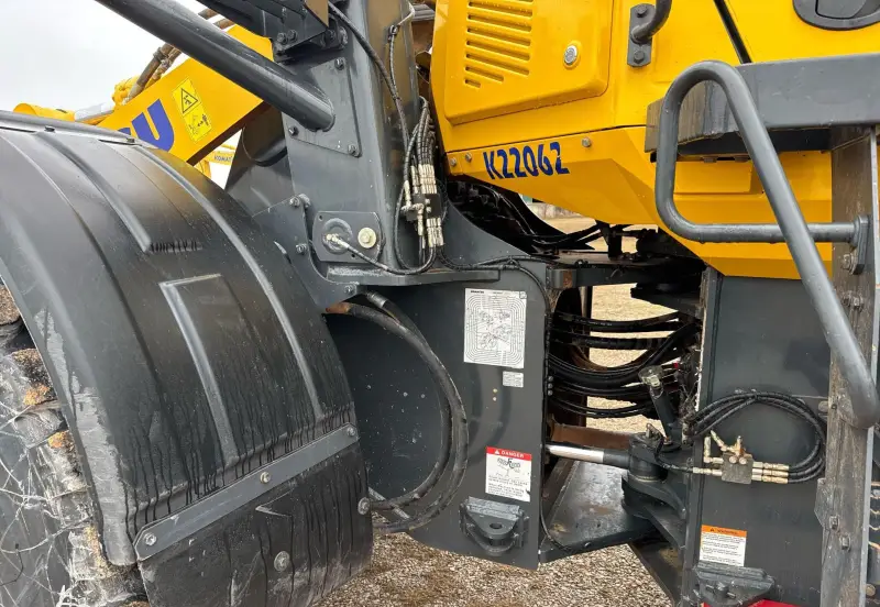 2022 Komatsu WA380-8 photo 9