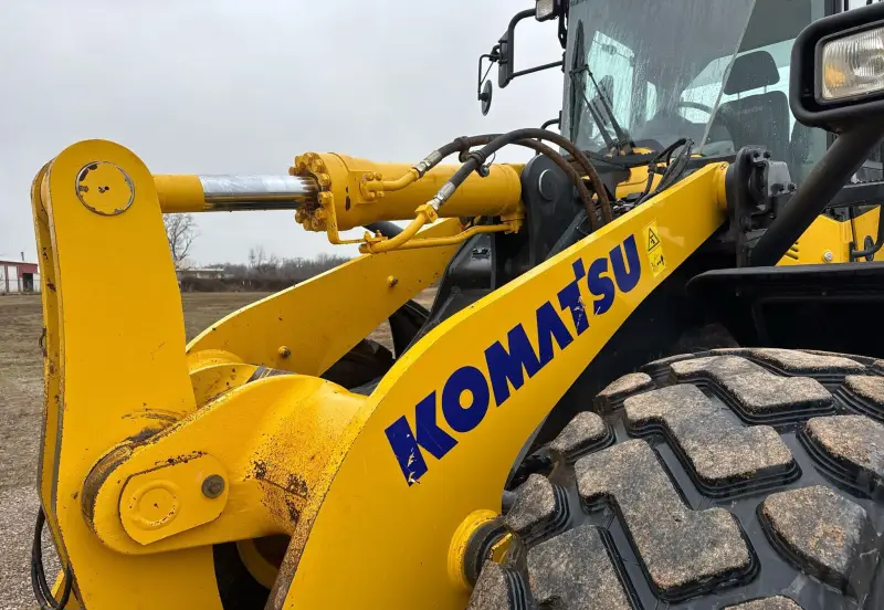 2022 Komatsu WA380-8 photo 14