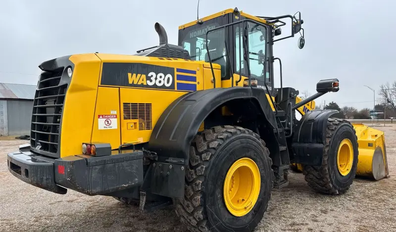 2022 Komatsu WA380-8 photo 5
