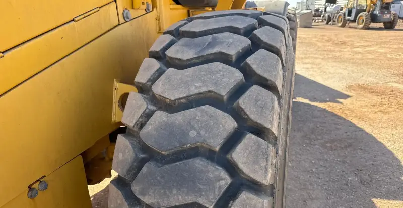 2007 John Deere 624J photo 55
