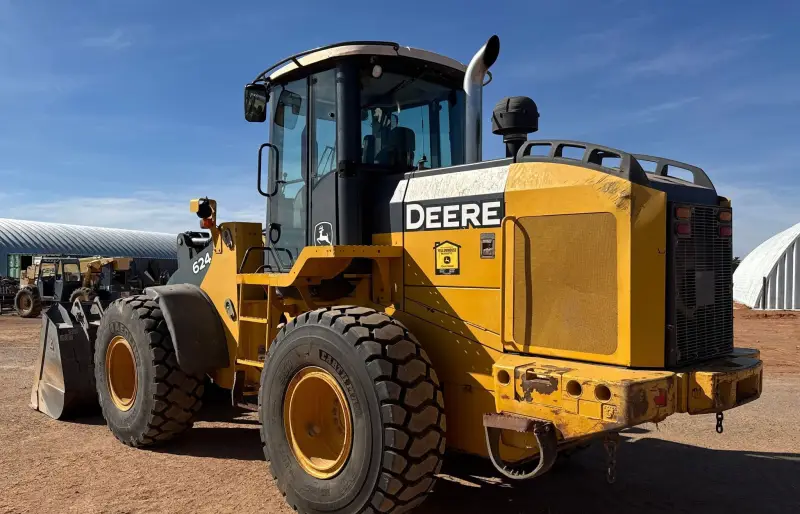 2007 John Deere 624J photo 7