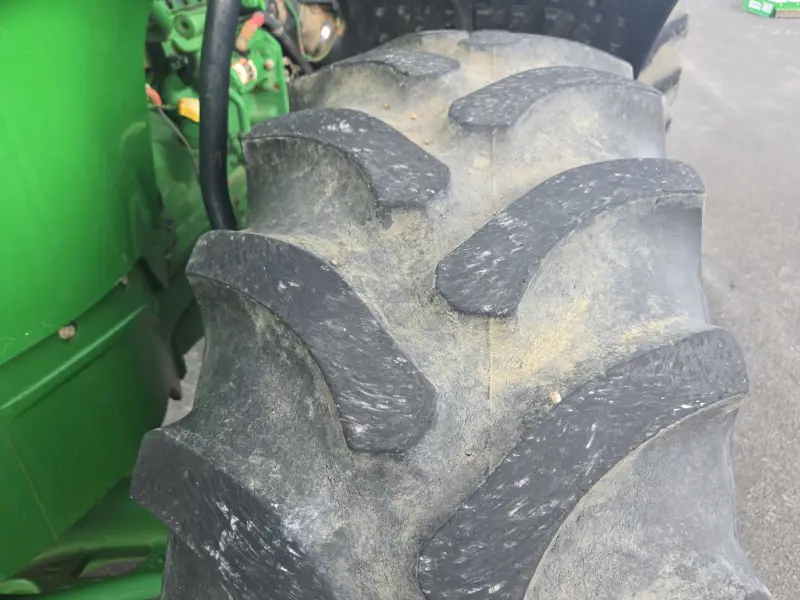 2012 John Deere 7230R photo 70