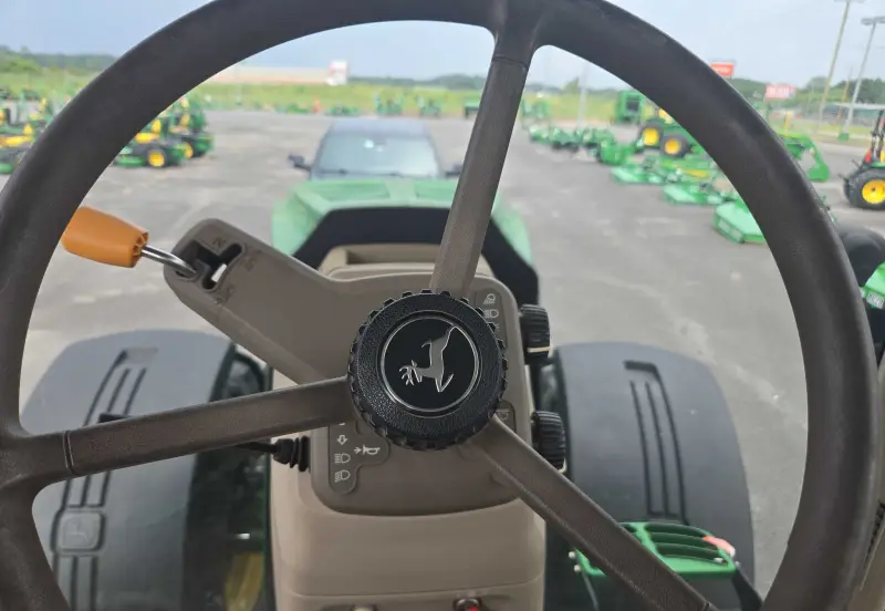 2012 John Deere 7230R photo 37