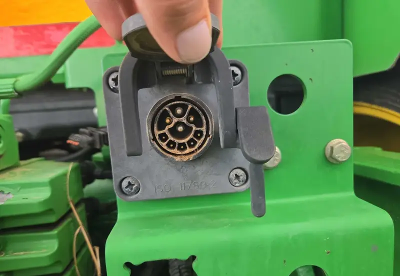 2012 John Deere 7230R photo 27