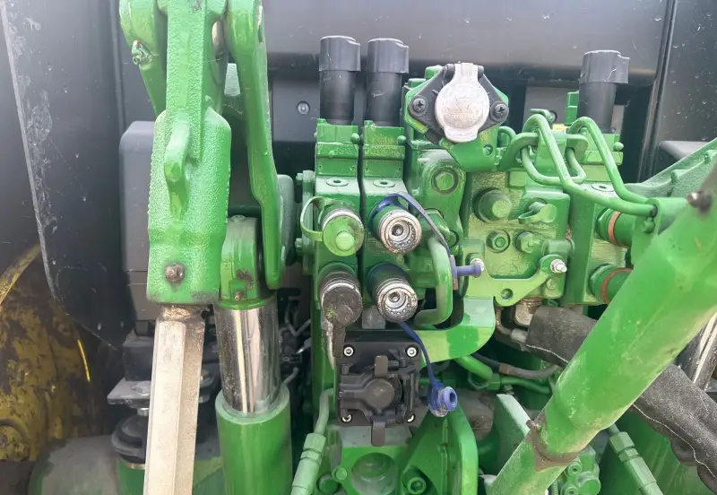 2025 John Deere 6M 125 photo 12