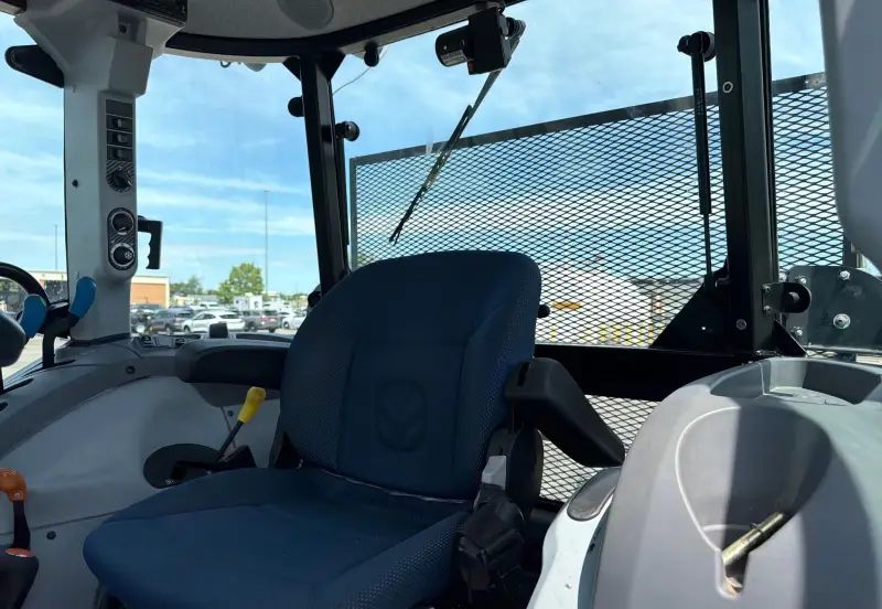 2020 New Holland TS6.110 photo 19