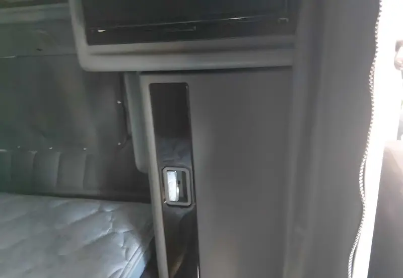 2022 Peterbilt 389 photo 94