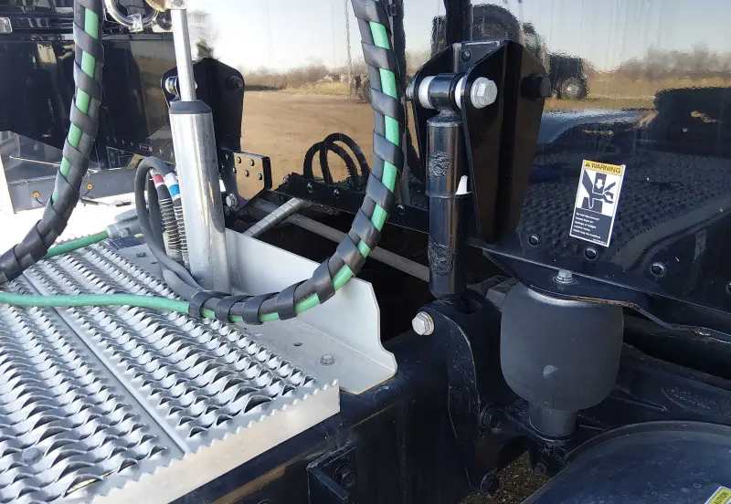 2022 Peterbilt 389 photo 27