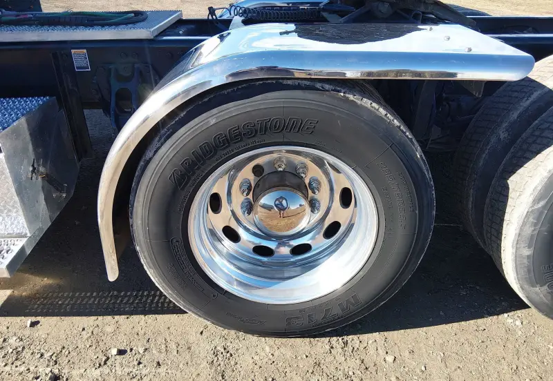 2022 Peterbilt 389 photo 130