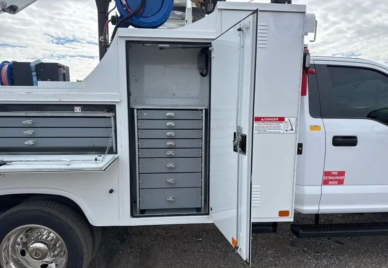 2022 Ford F550 photo 43